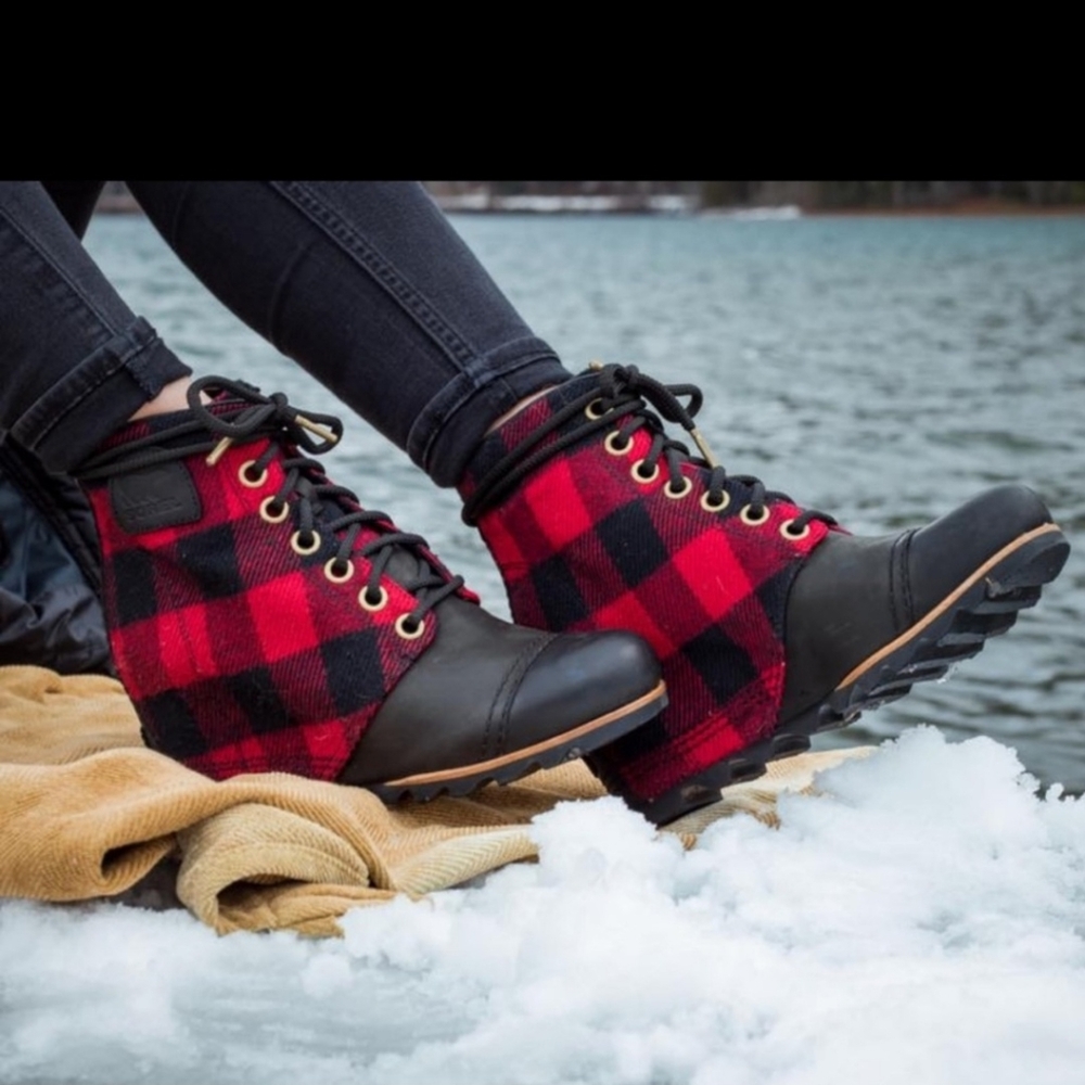 NWT! Sorel Buffalo Plaid Lace Up PDX Wedge Boot Size 8